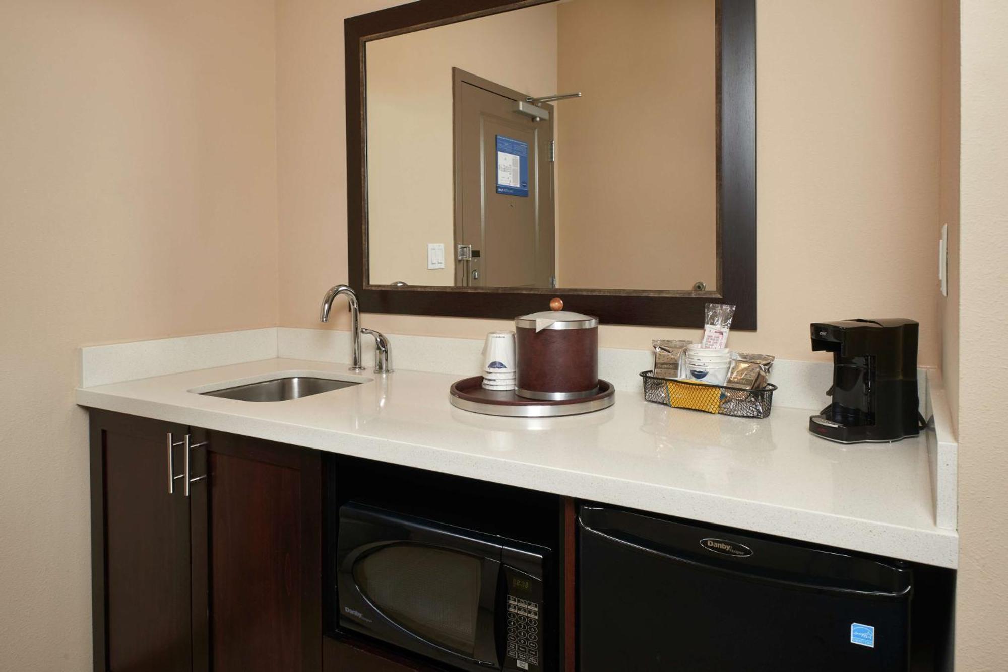 Hampton Inn & Suites Portland/Vancouver Exteriör bild